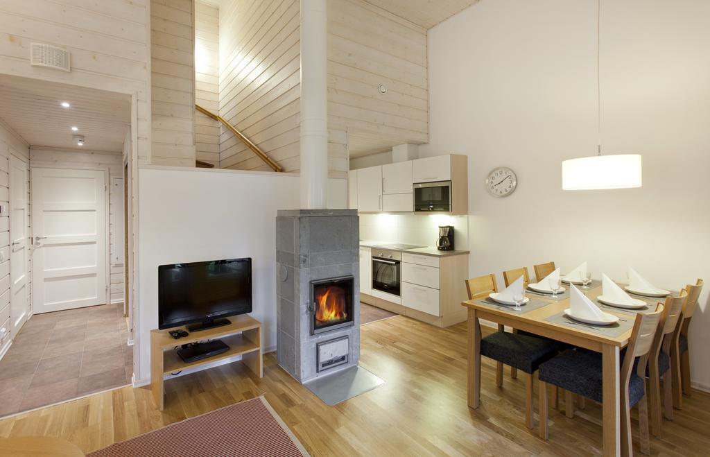 Holiday Club Yllaes Apartments And Cottages Akaslompolo Bagian luar foto