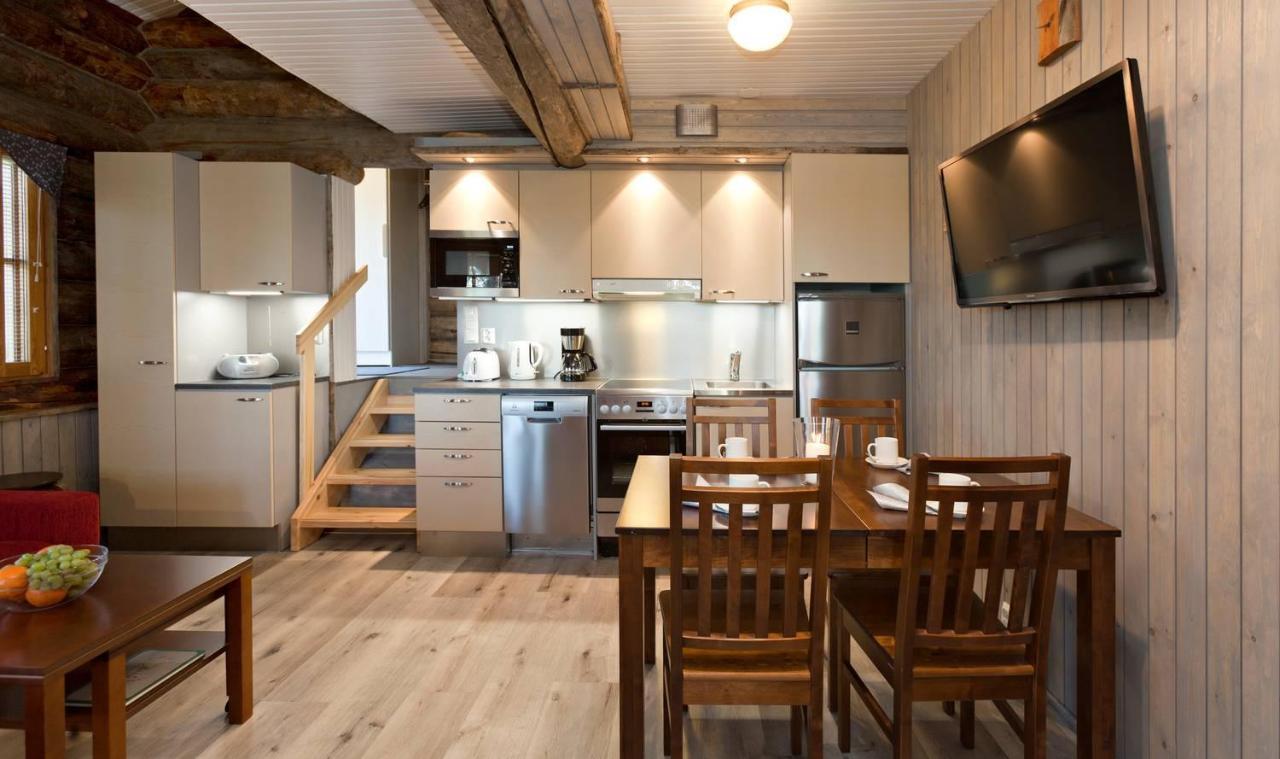 Holiday Club Yllaes Apartments And Cottages Akaslompolo Bagian luar foto